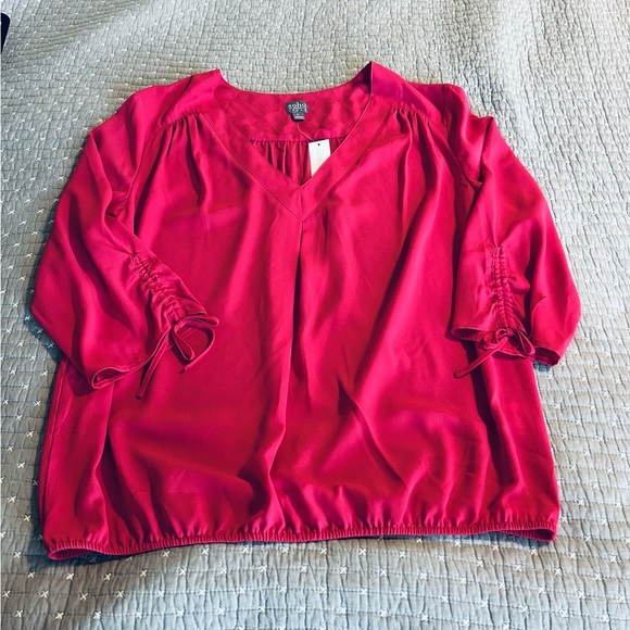 New York & Company Women’s Bold Pink V-Neck Blouse Size XL - Picture 3 of 7